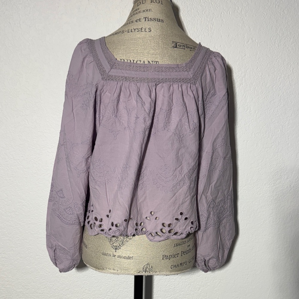 Universal Thread Light Purple Blouse - Picture 4 of 5